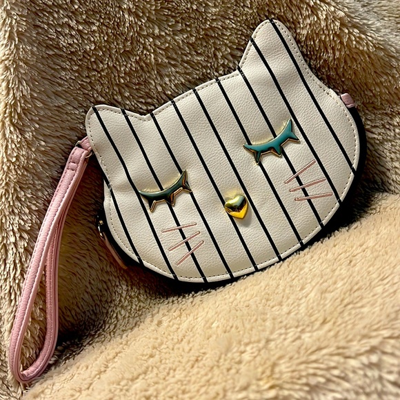 Handbags - BETSEY JOHNSON Luv Betsey Cat Wristlet